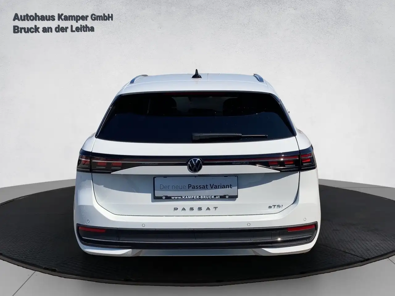 Volkswagen Passat Variant Business eTSI DSG 4