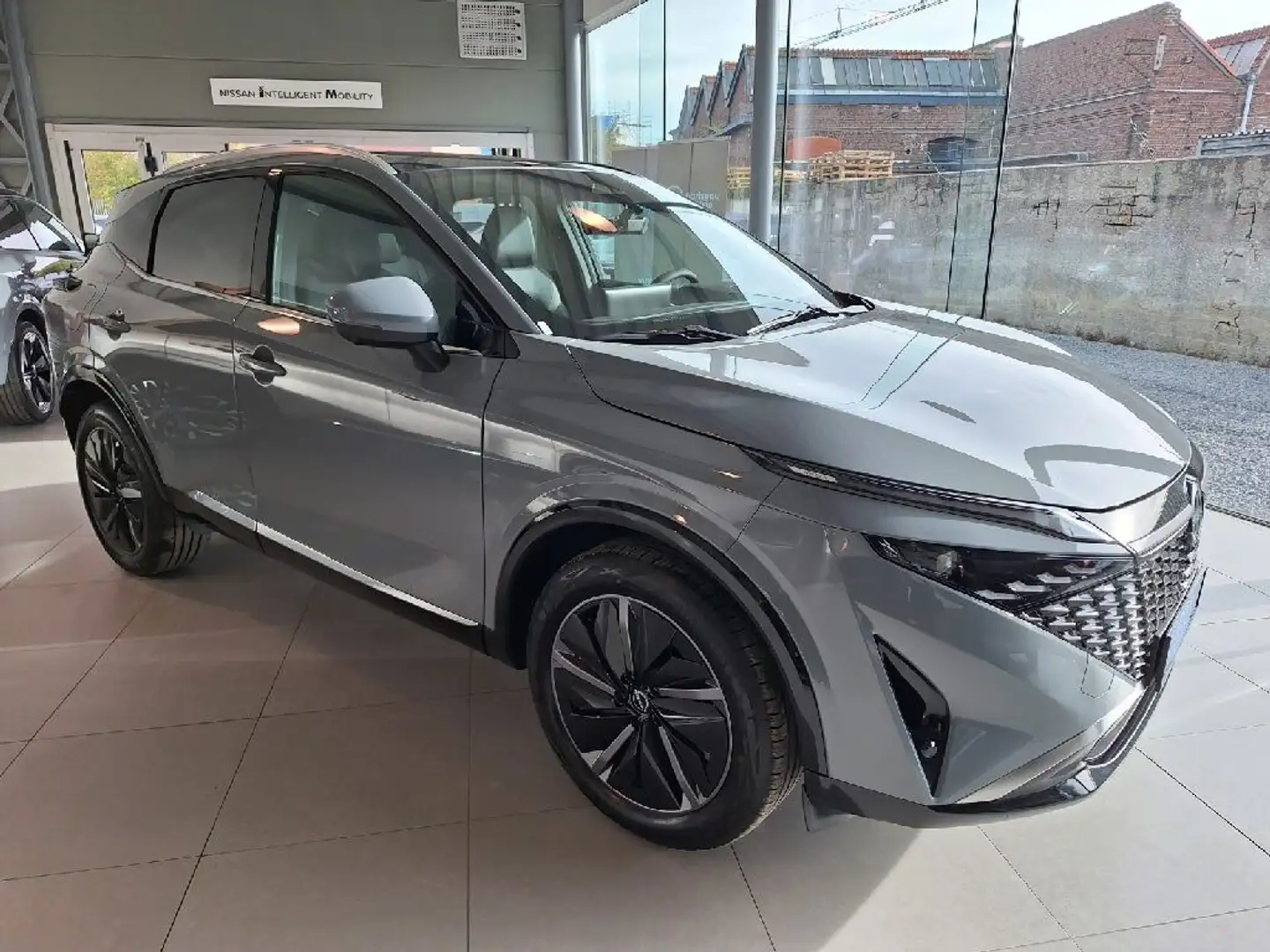 Nissan Qashqai QASHQAI MY24 Mild-Hybrid 140 MT 2WD Tekna + Glass Grey - 2