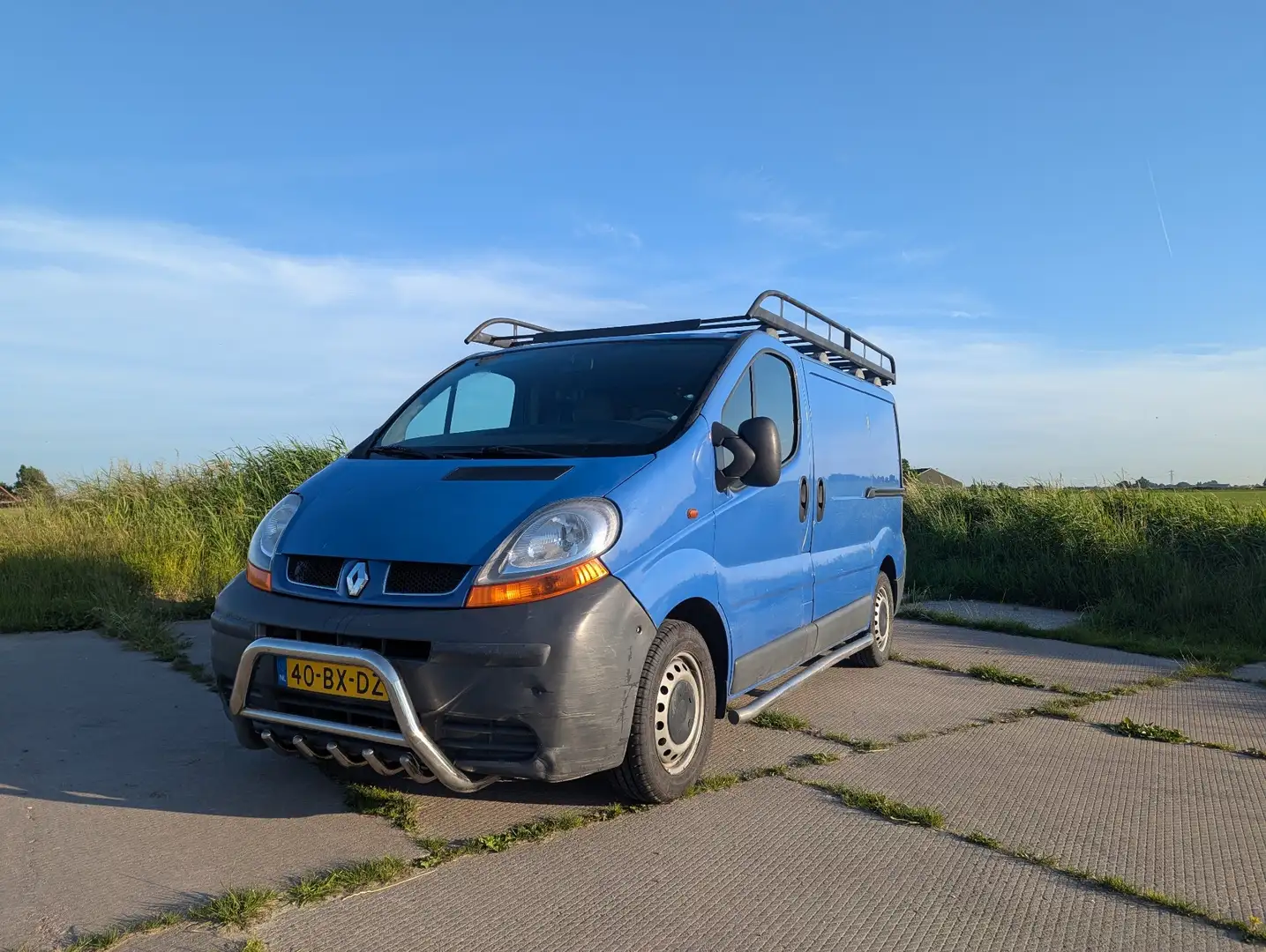 Renault Trafic L1H1 Bleu - 1