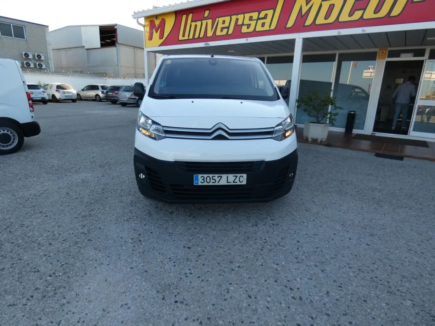 Citroen Jumpy Fg. 1.5 BlueHDI Talla M S&S 100 Blanc - 2
