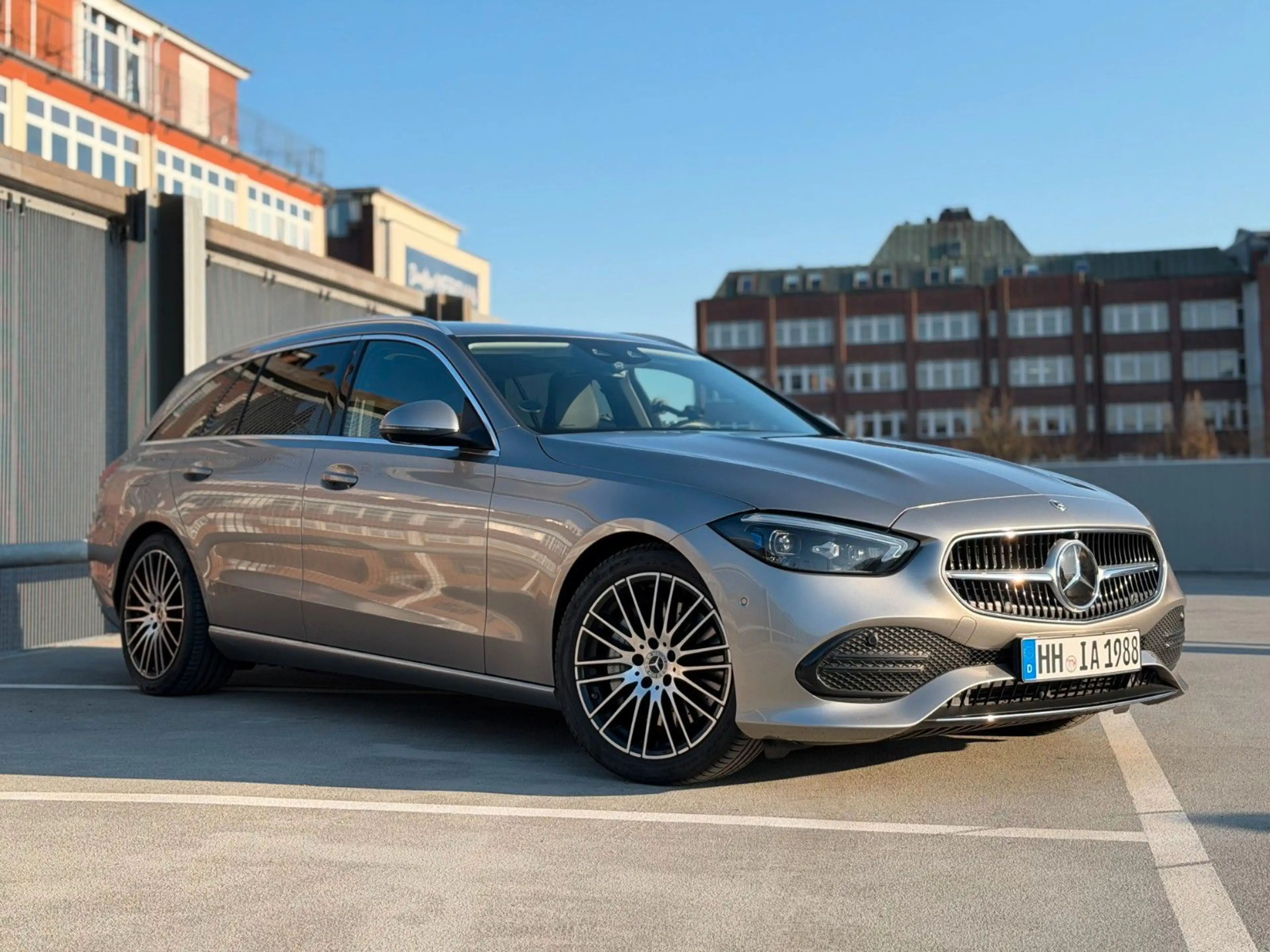 Mercedes-Benz C 300 C300d AHK, 360Kam, Massage, Hinterachslenk — photo 2