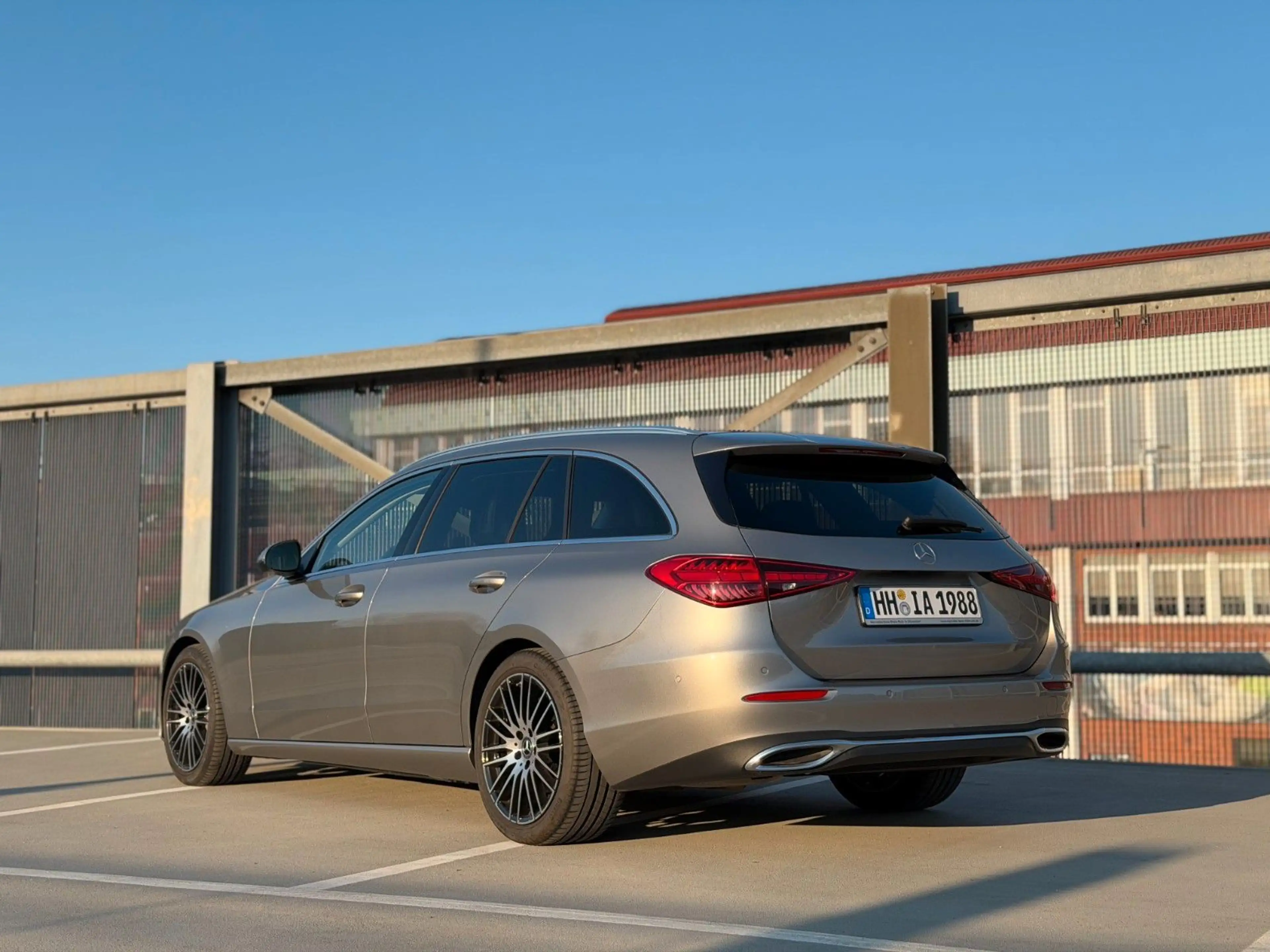 Mercedes-Benz C 300 C300d AHK, 360Kam, Massage, Hinterachslenk — photo 8