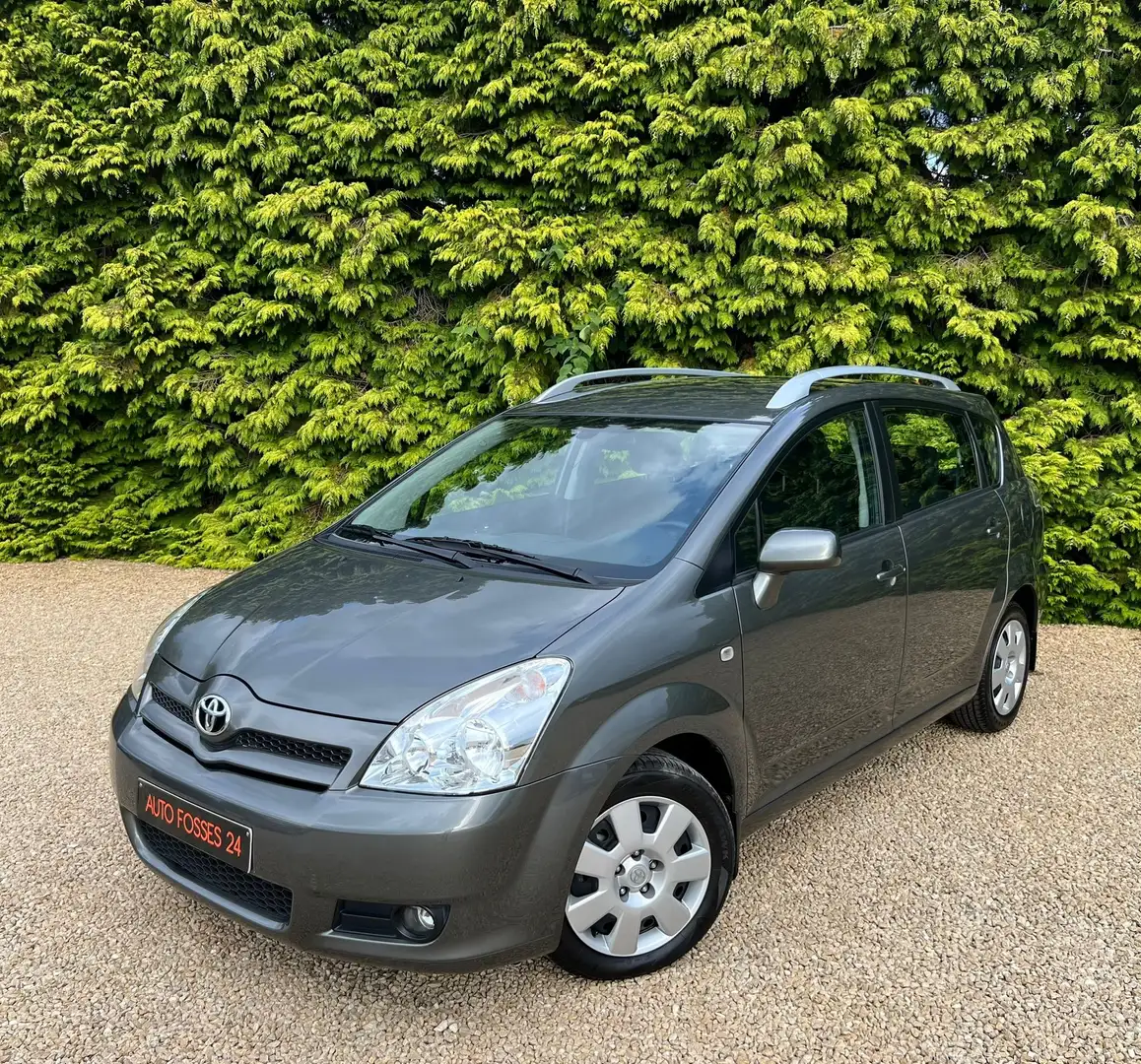 Toyota Corolla Verso 1.8i VVT-i 16v AUTOMATIQUE 7 PLACES 70.000 KM !!! Gris - 1