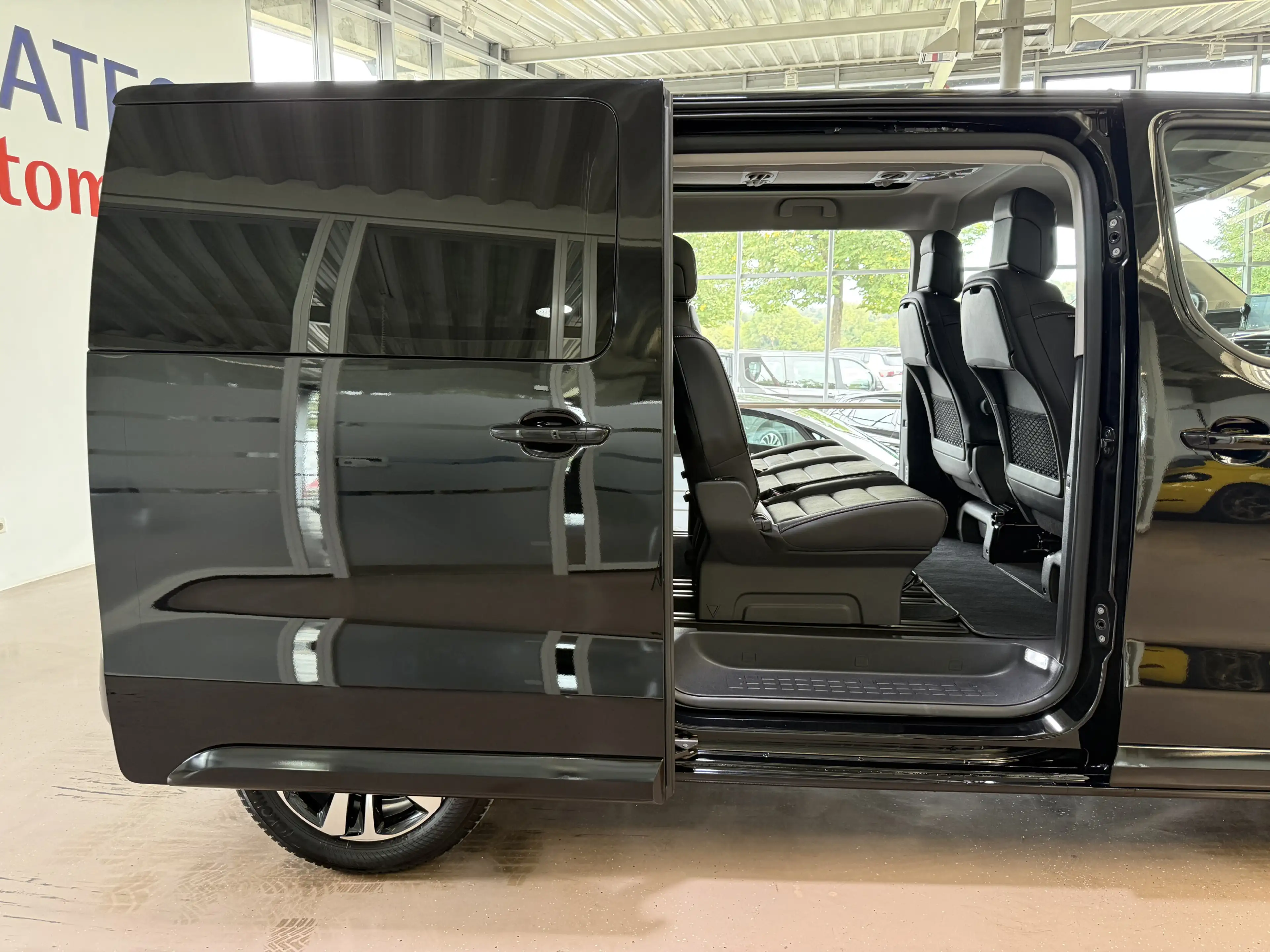 Citroen Spacetourer 2,2 D Max M AHK Standheizung Pano — photo 10