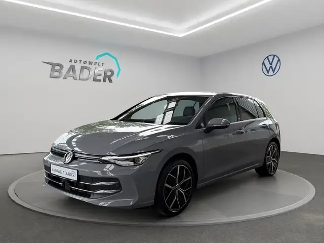 Volkswagen Golf 1.5 eTSI Navi LED SHZ RFK AHK Edition 50