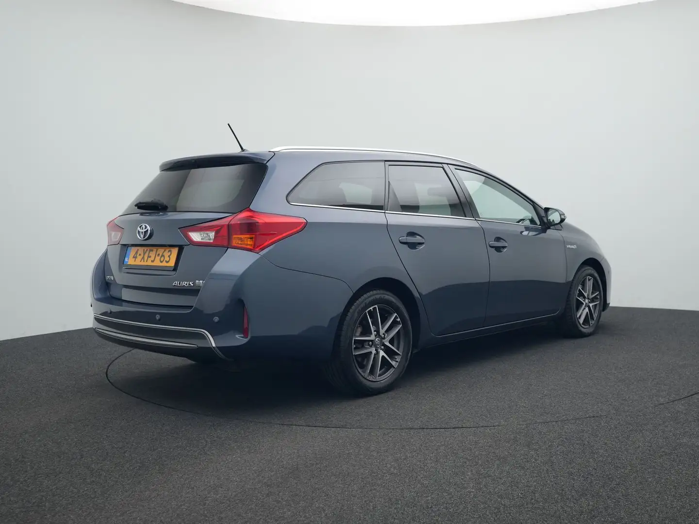 Toyota Auris Touring Sports 1.8 Hybrid Lease | Panoramadak | De Blue - 2