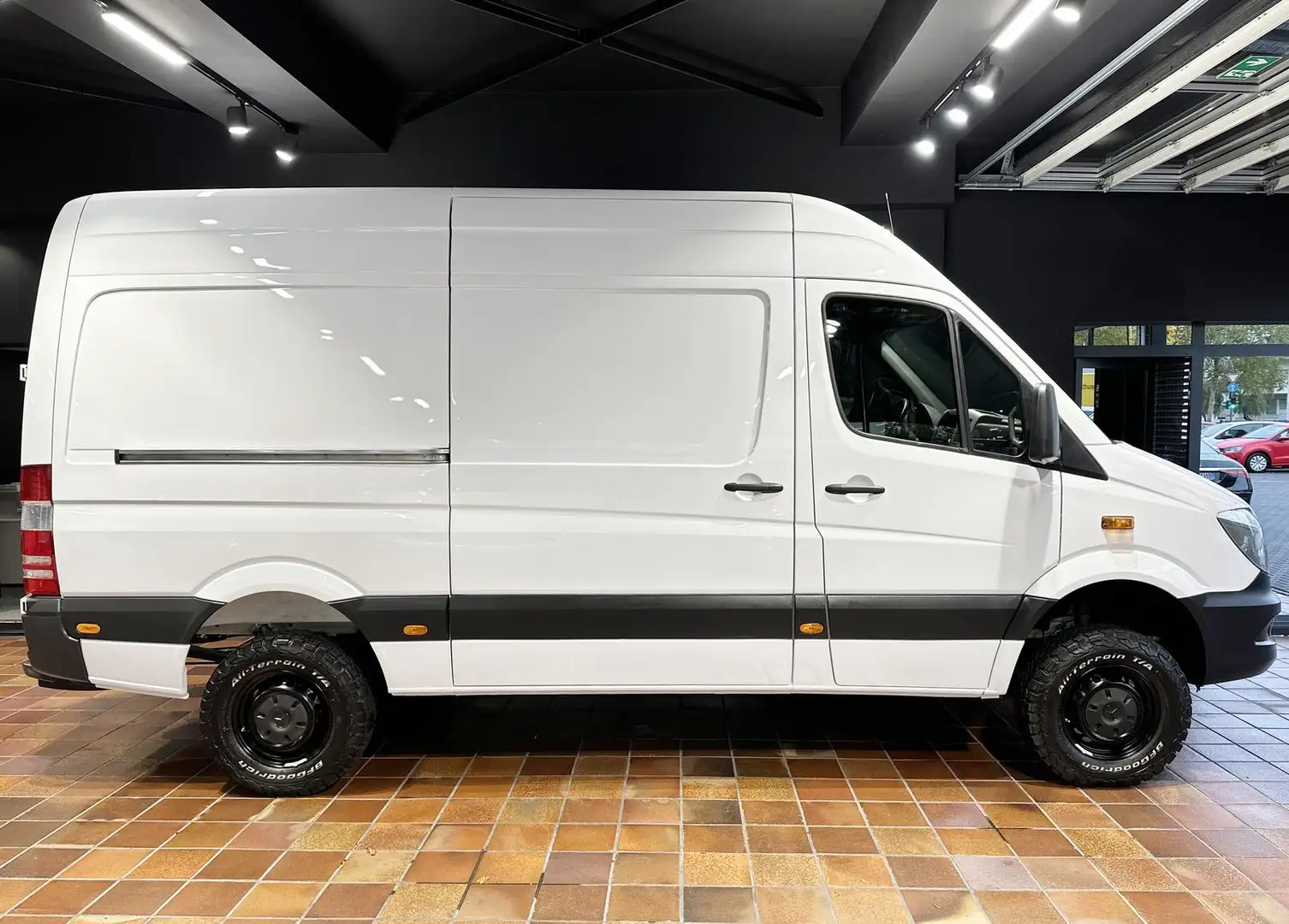 Mercedes-Benz SPRINTER 314 4X4 L2H2 ZG3-UNTERSETZUNG AHK-3,5T ST Wit - 1