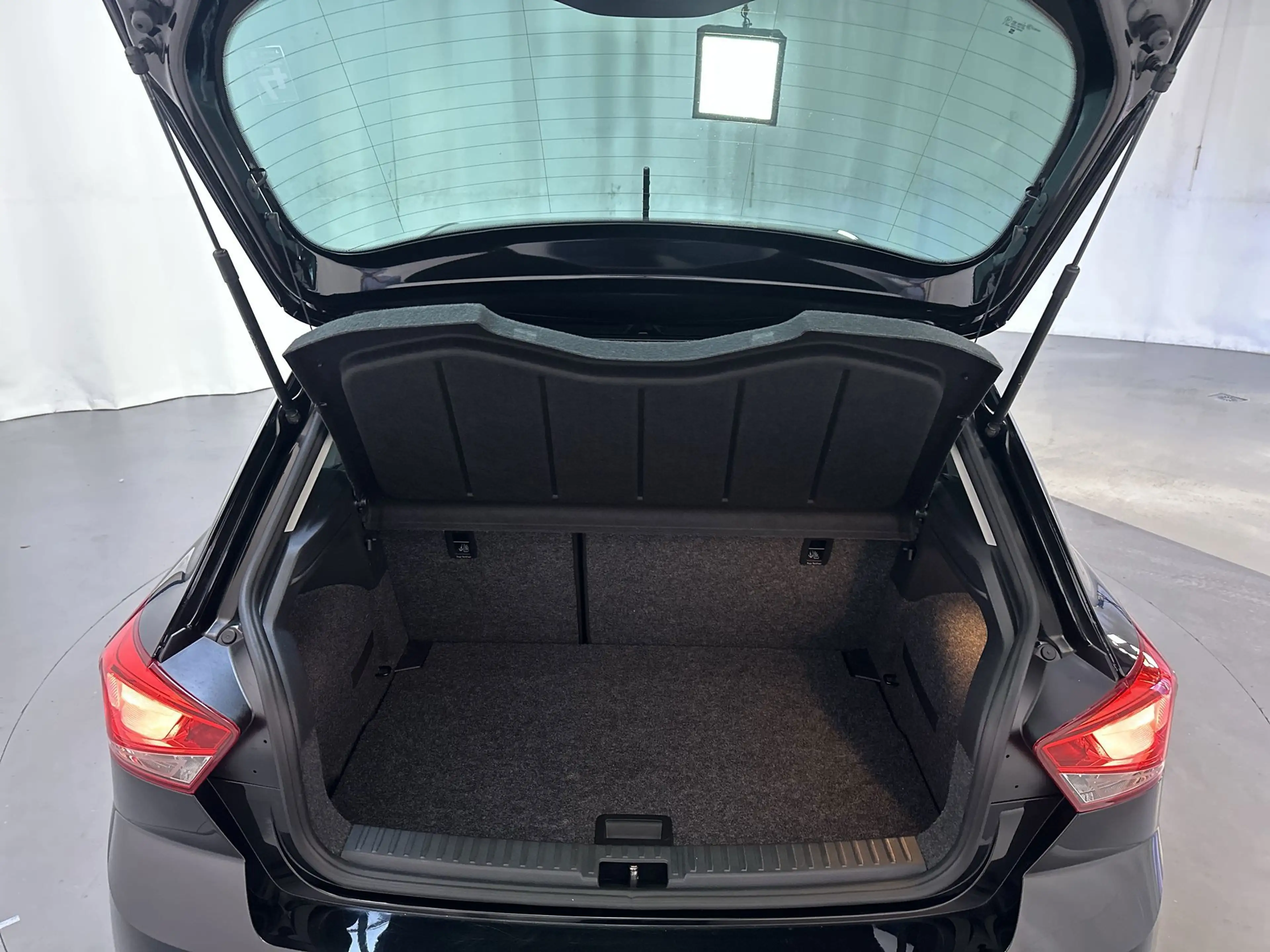 SEAT Ibiza 1.0 EcoTSI Style Business Intense Stoelverwarming — photo 11