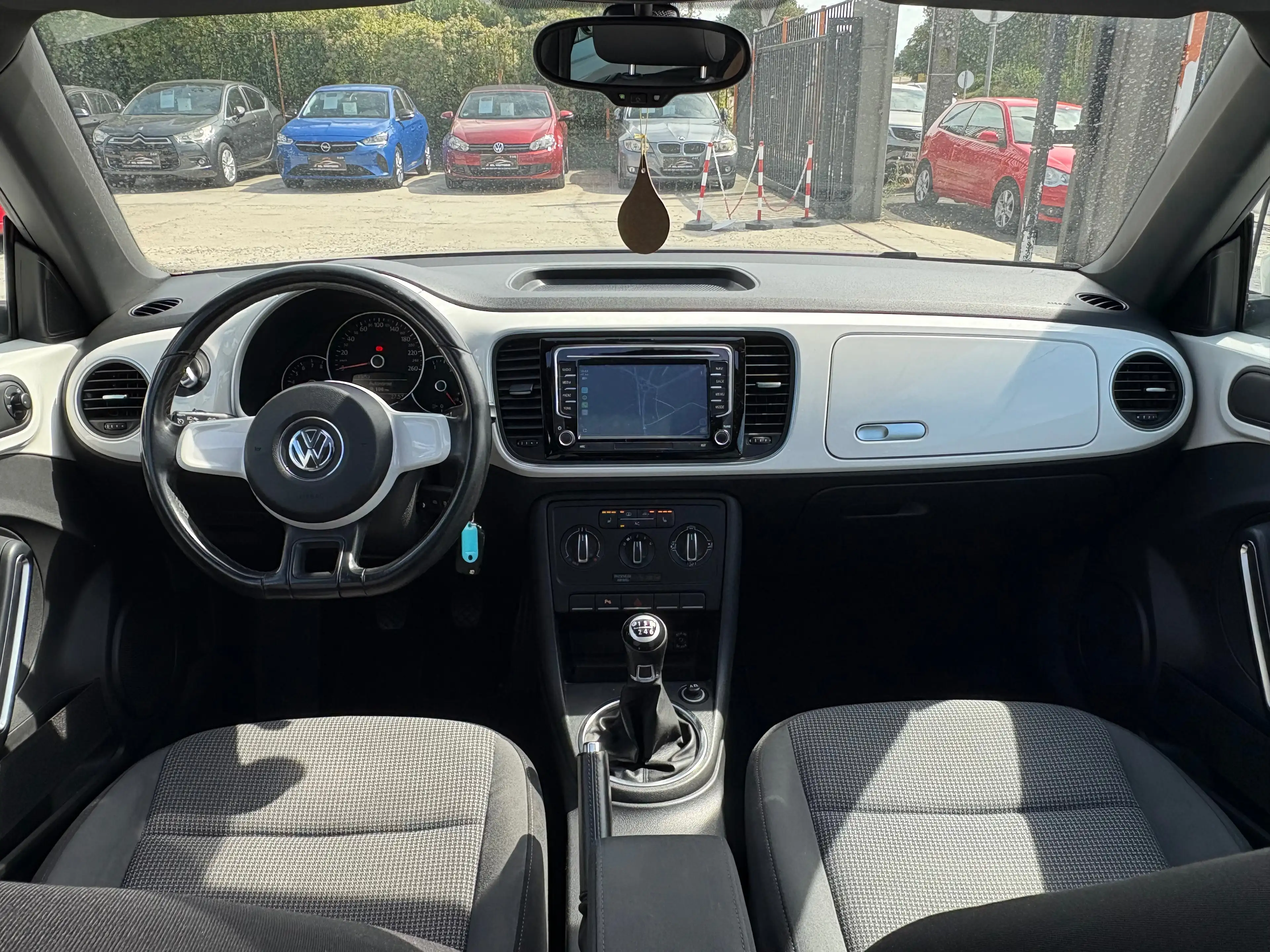 Volkswagen Beetle Beetle 1.2 TSI Design Prête à immatriculé + Carpass — photo 15