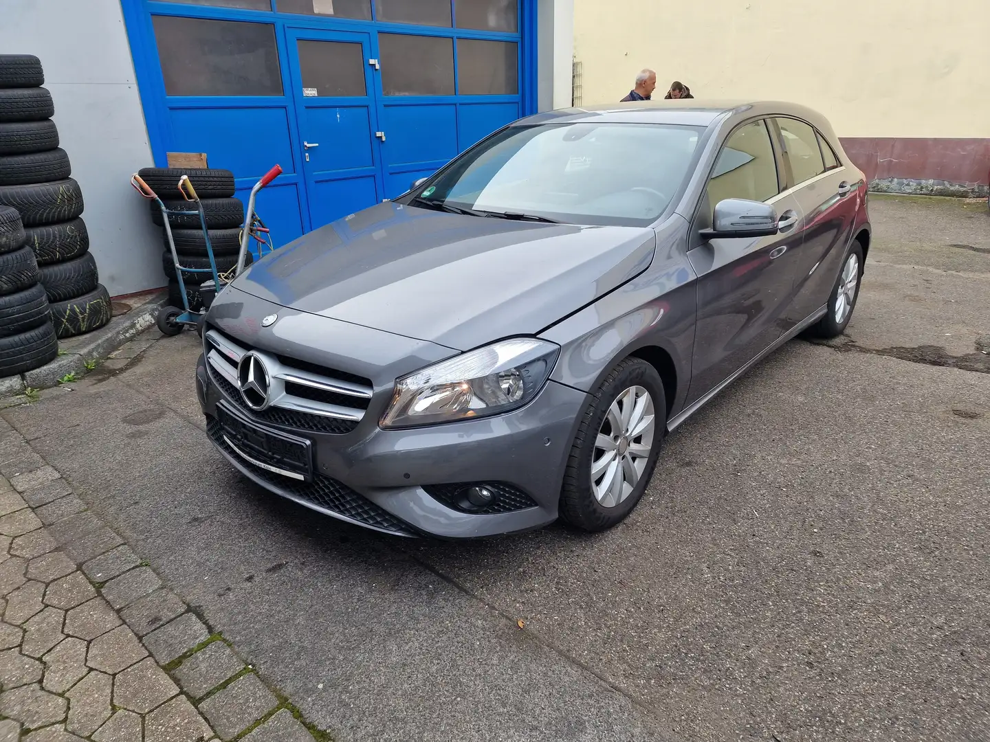 Mercedes-Benz A 180 A 180 CDI / d BlueEfficiency (176.012) Grey - 1