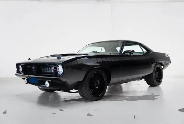 Plymouth Barracuda V10 Restomod - Performance Setup - Nut-and-Bolt Re