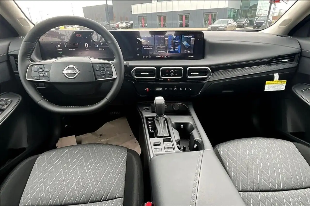 Nissan Sentra снимка Nissan Sentra