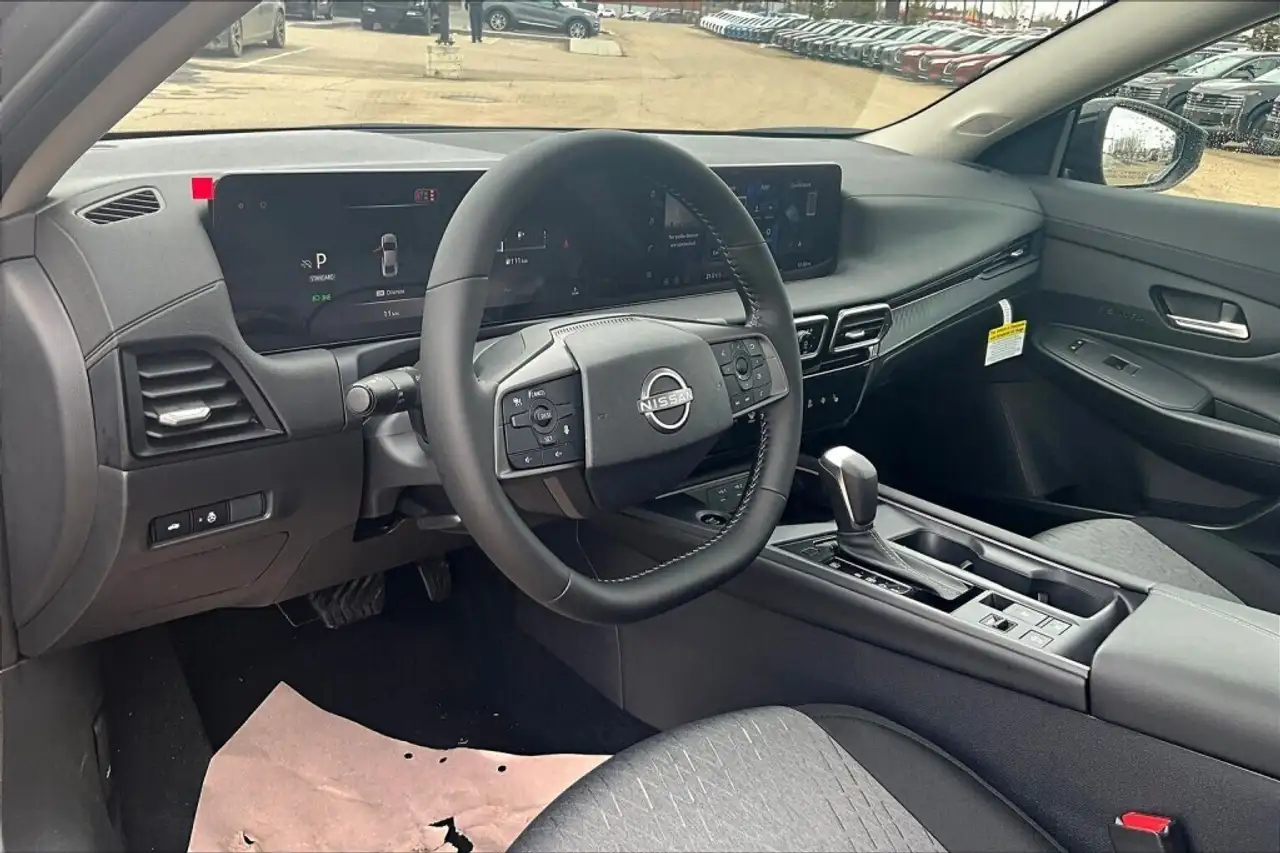 Nissan Sentra снимка Nissan Sentra