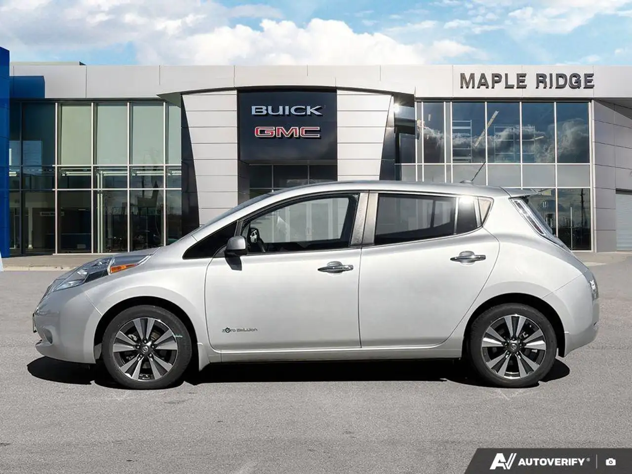 Nissan Leaf снимка Nissan Leaf