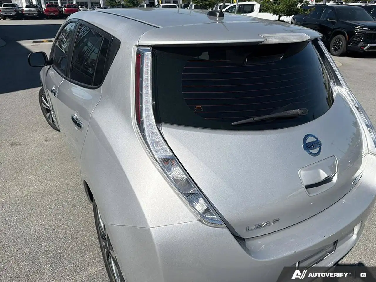 Nissan Leaf снимка Nissan Leaf