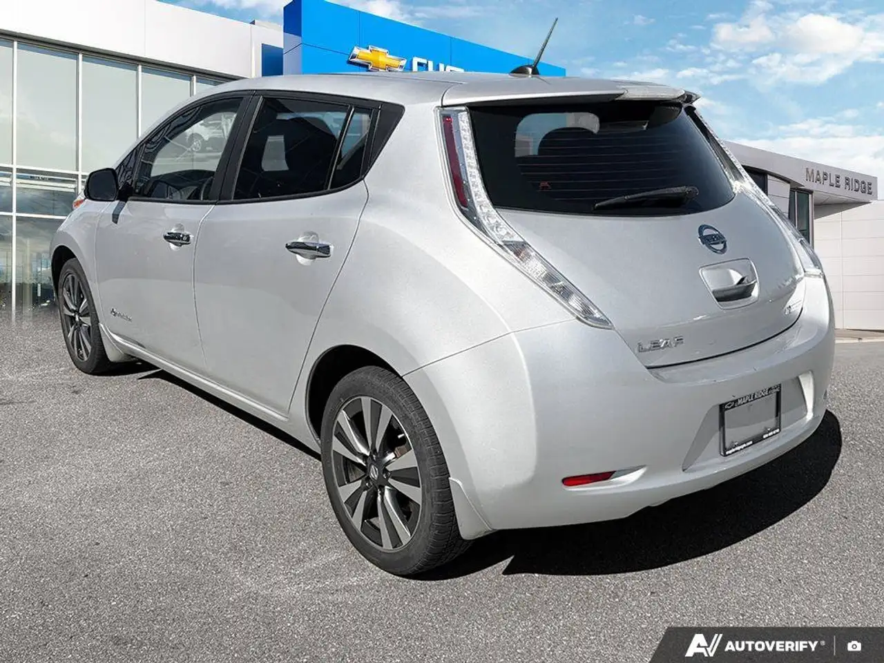 Nissan Leaf снимка Nissan Leaf