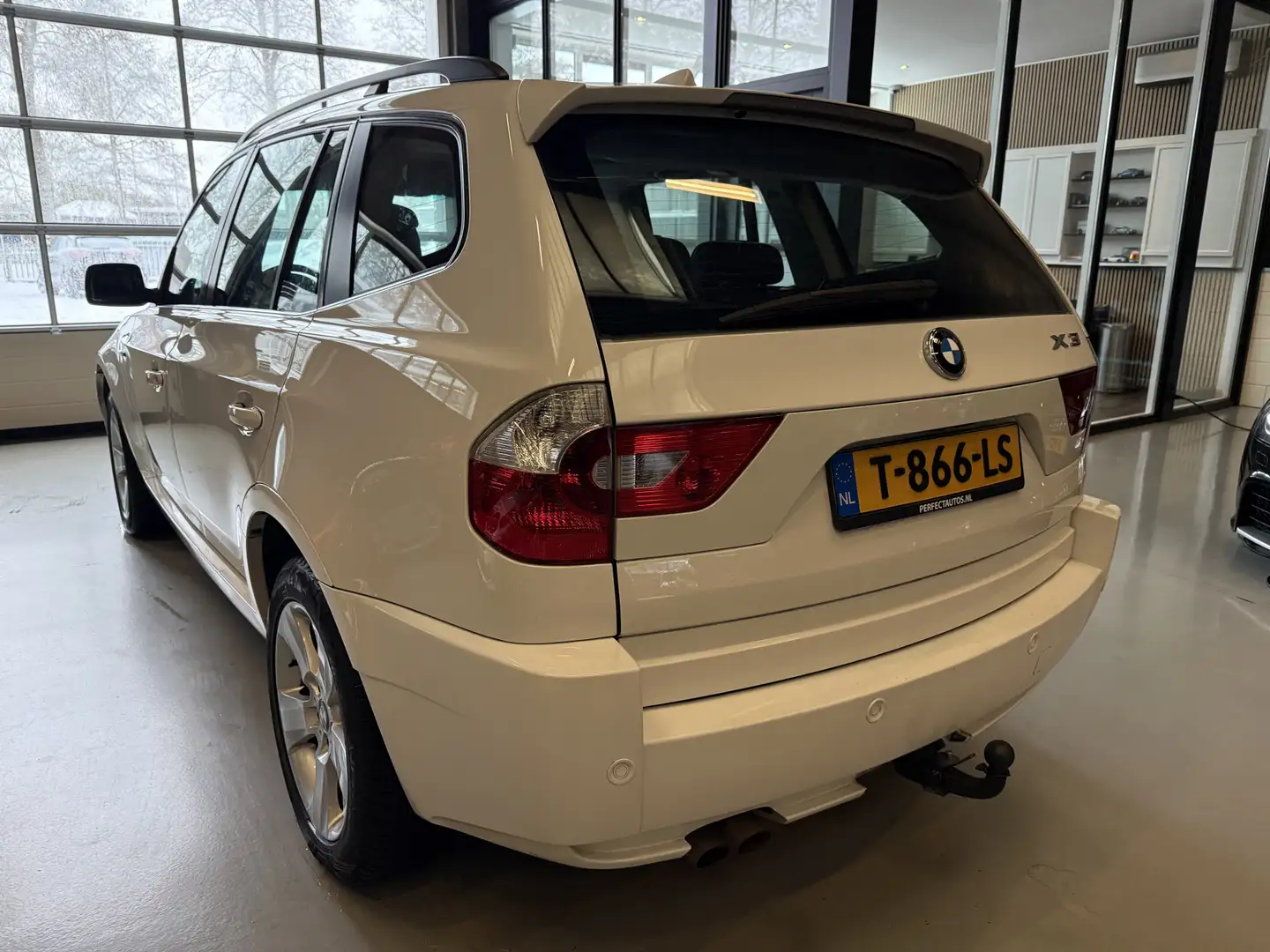 BMW X3 3.0i Navi, Cruise, Schuif kanteldak Weiß - 2