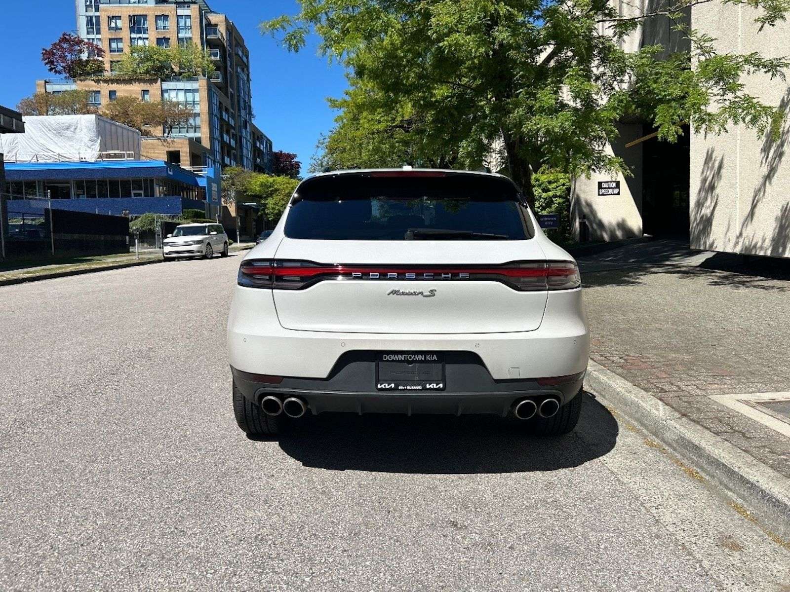 2020 Porsche Macan S thumb 6