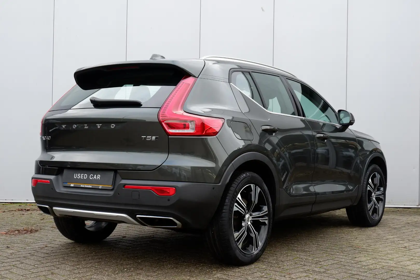 Volvo XC40 T5 AWD AUT8 247PK Inscription | Trekhaak semi elek Grijs - 2