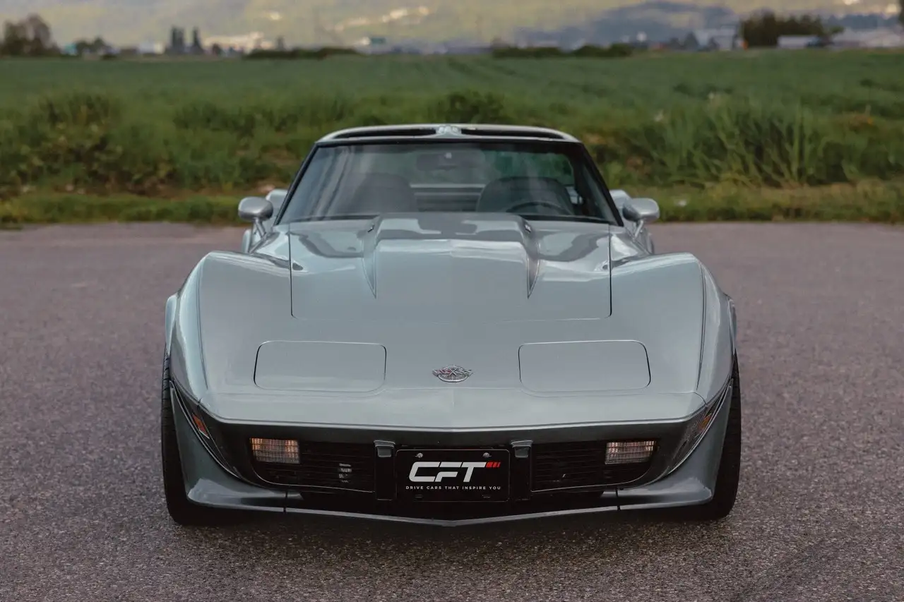 Chevrolet Corvette снимка Chevrolet Corvette