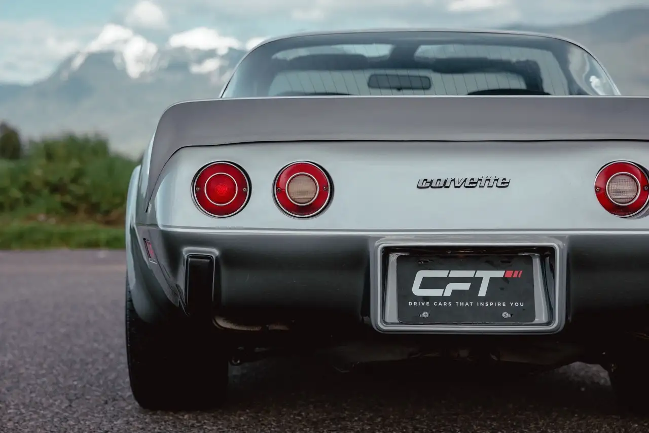 Chevrolet Corvette снимка Chevrolet Corvette
