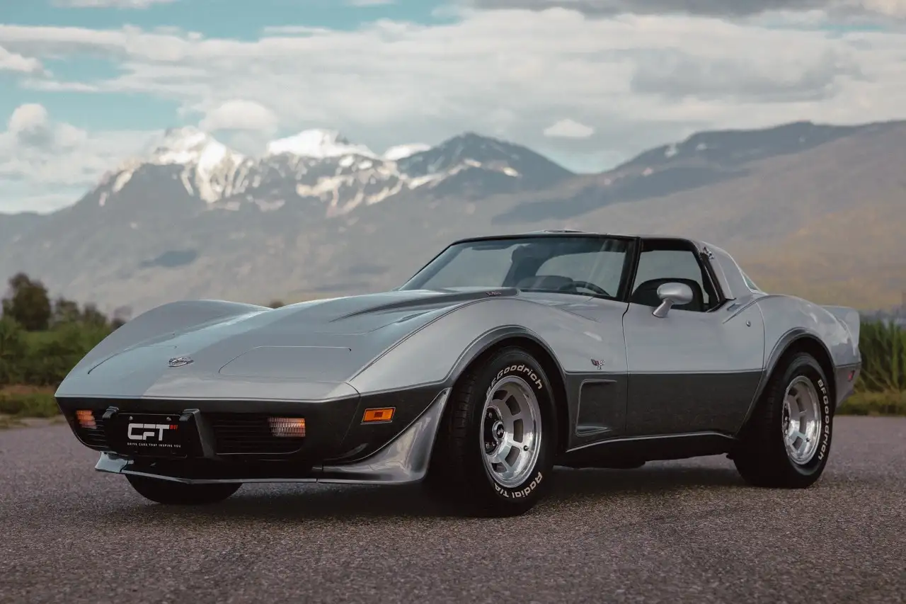 Chevrolet Corvette снимка Chevrolet Corvette