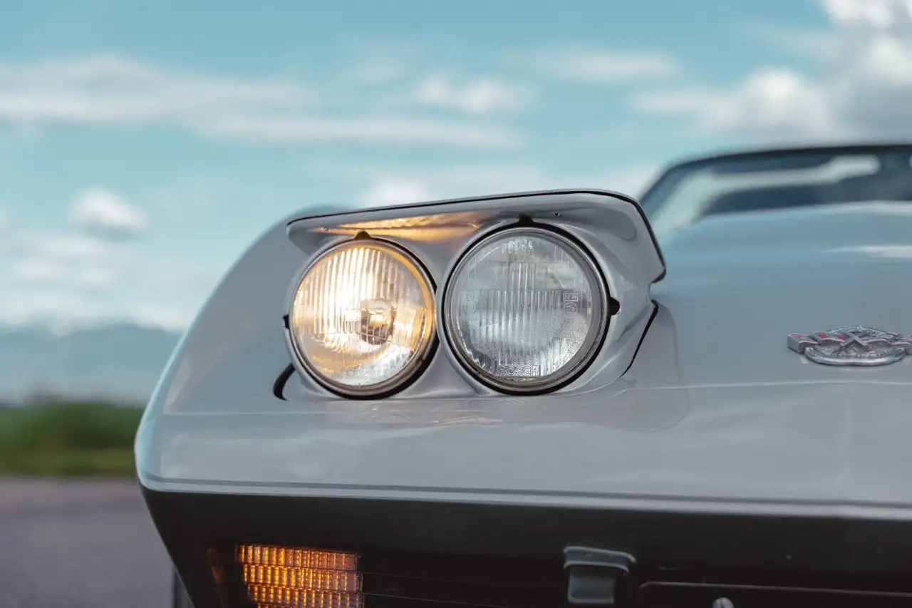 Chevrolet Corvette снимка Chevrolet Corvette