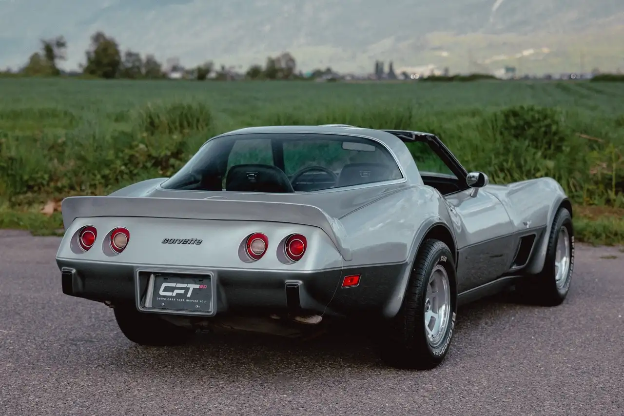 Chevrolet Corvette снимка Chevrolet Corvette