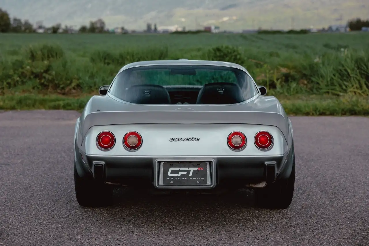 Chevrolet Corvette снимка Chevrolet Corvette