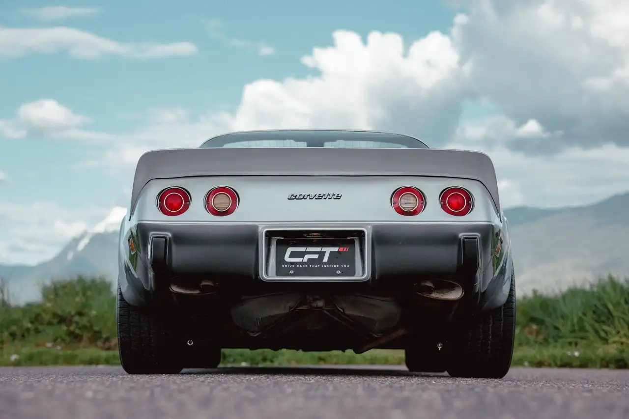 Chevrolet Corvette снимка Chevrolet Corvette