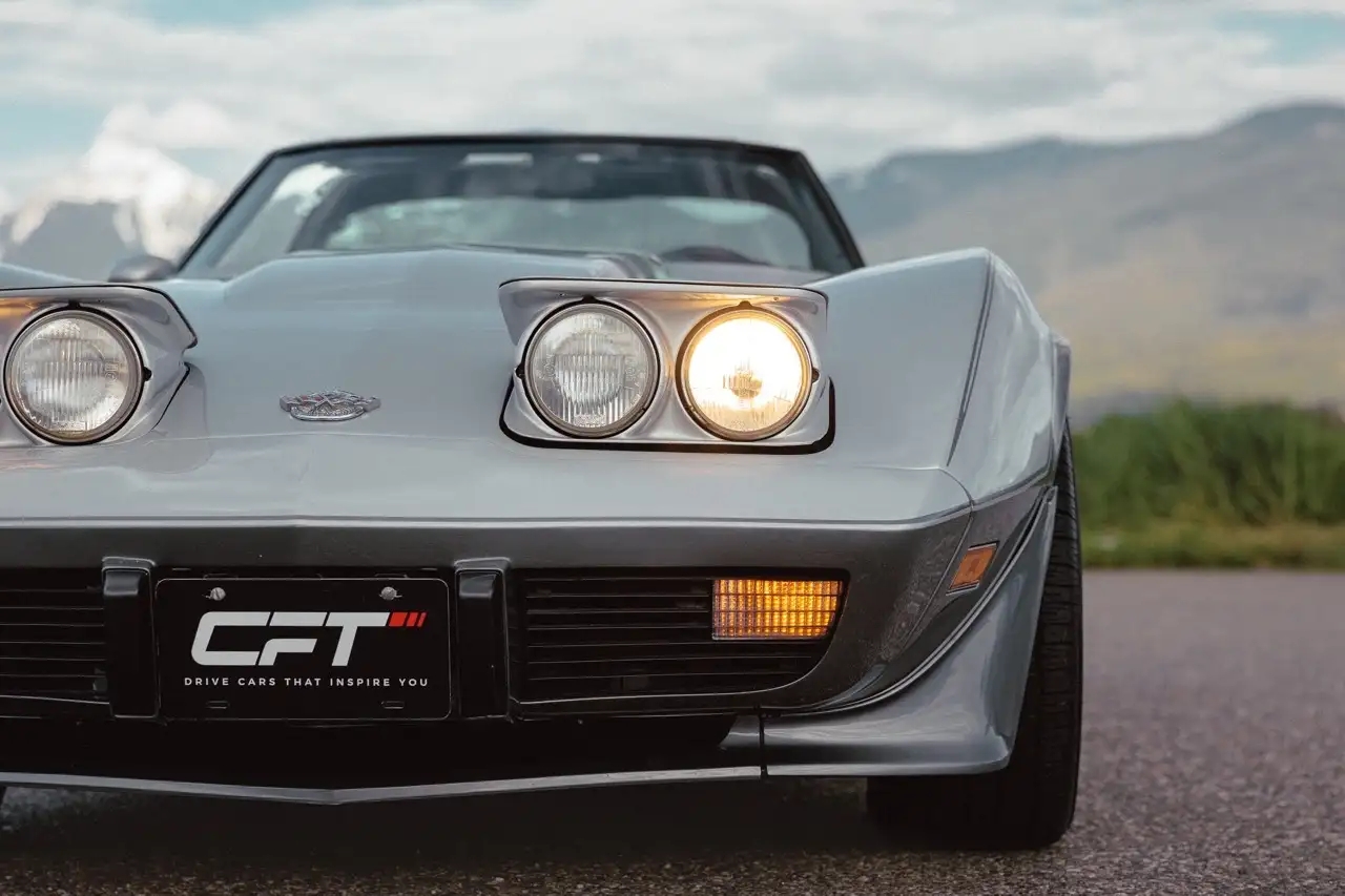 Chevrolet Corvette снимка Chevrolet Corvette