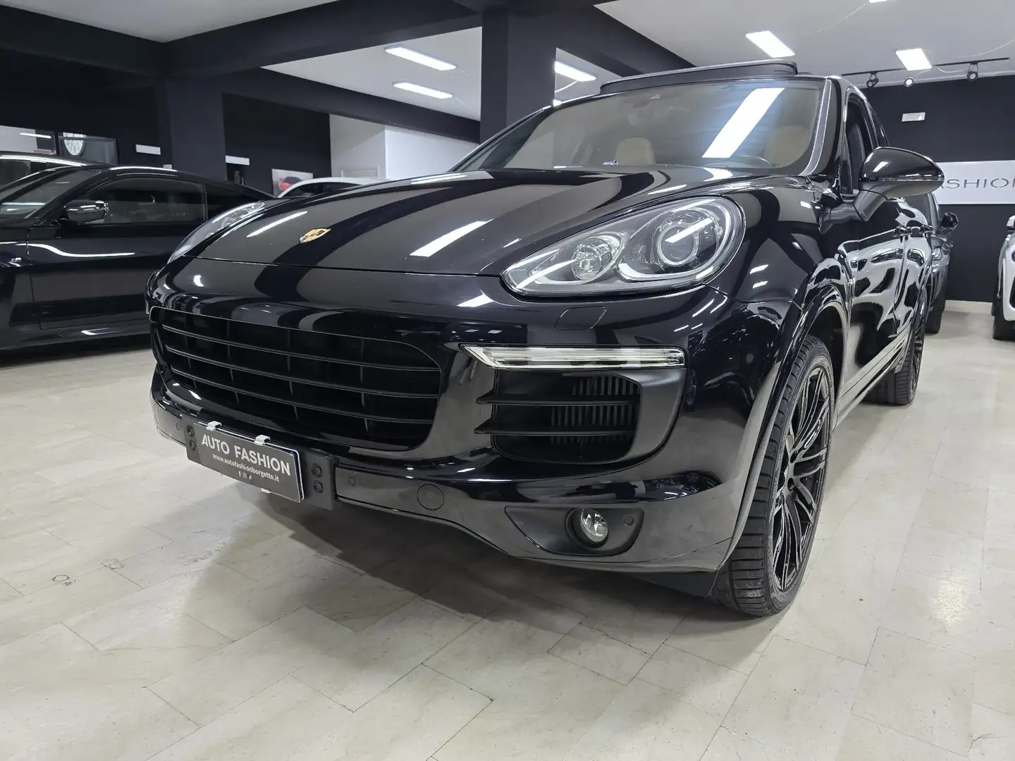 Porsche Cayenne Cayenne 2016 3.0 tiptronic Platinum Edition-Tetto Nero - 2