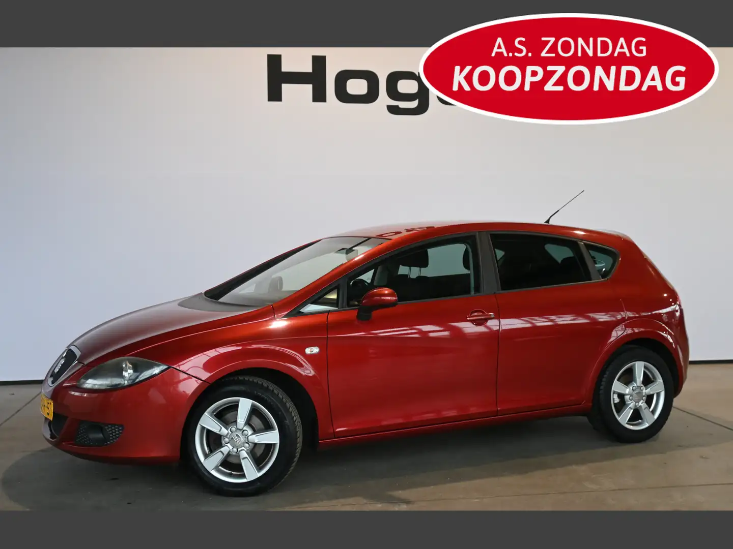 SEAT Leon 1.6 Sport Airco Cruise Control All in Prijs! Inrui Rood - 1