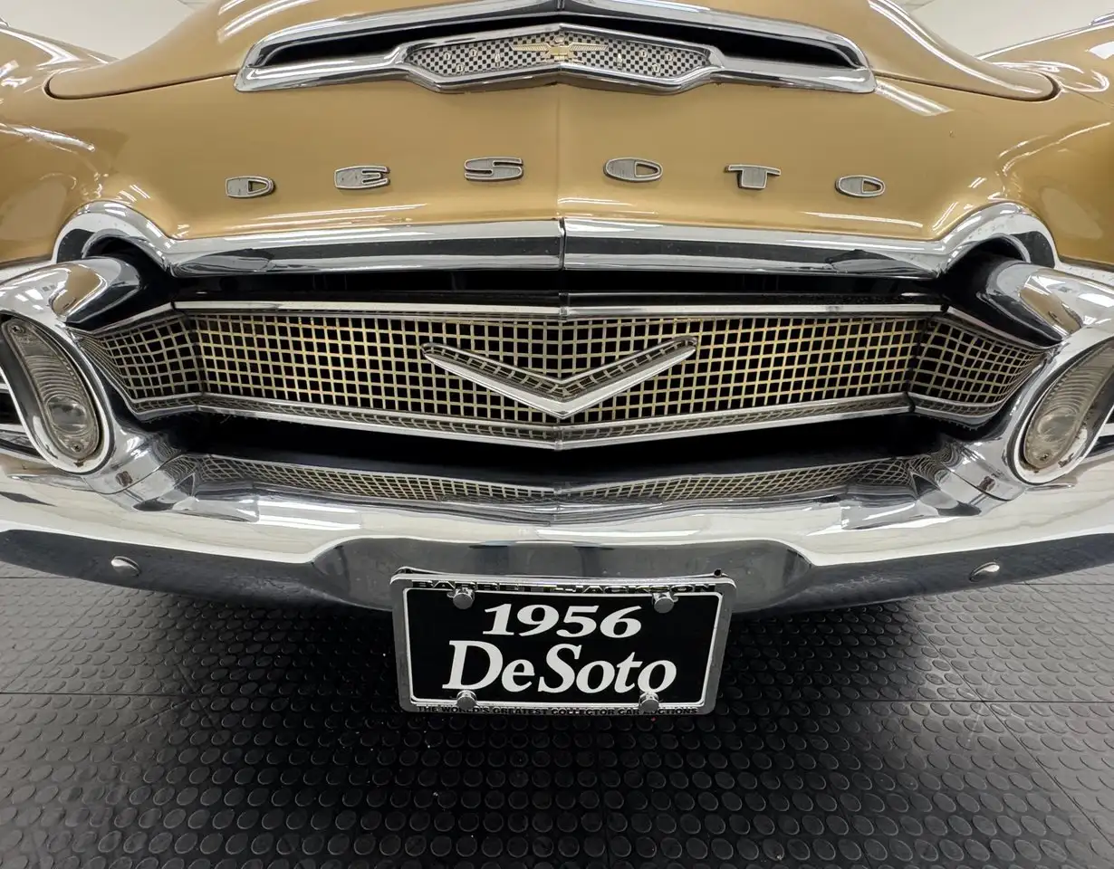 DeSoto Adventurer 2 Door Hardtop, foto 9