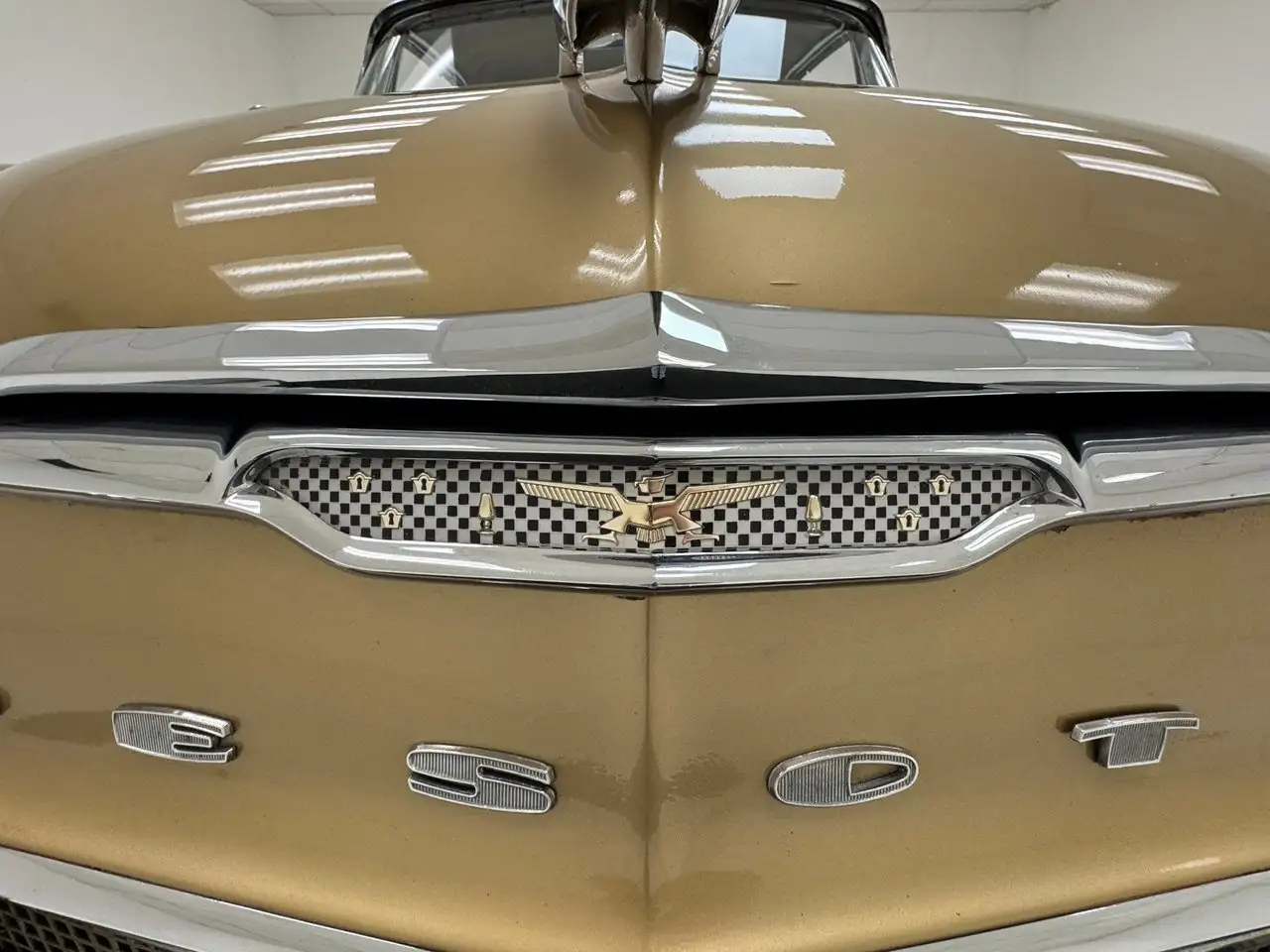 DeSoto Adventurer 2 Door Hardtop, foto 10