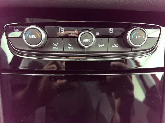 Opel Grandland view 14