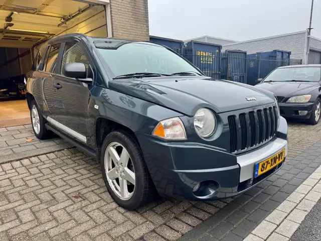 Jeep Compass view 5