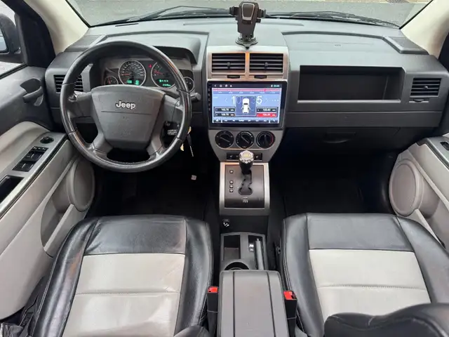 Jeep Compass view 9