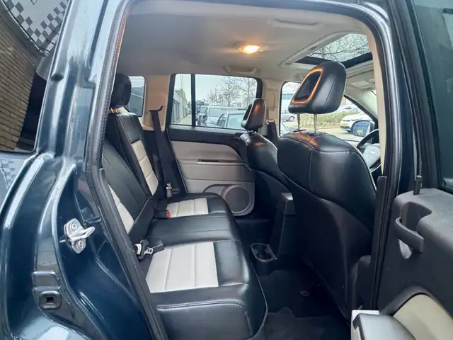 Jeep Compass view 12