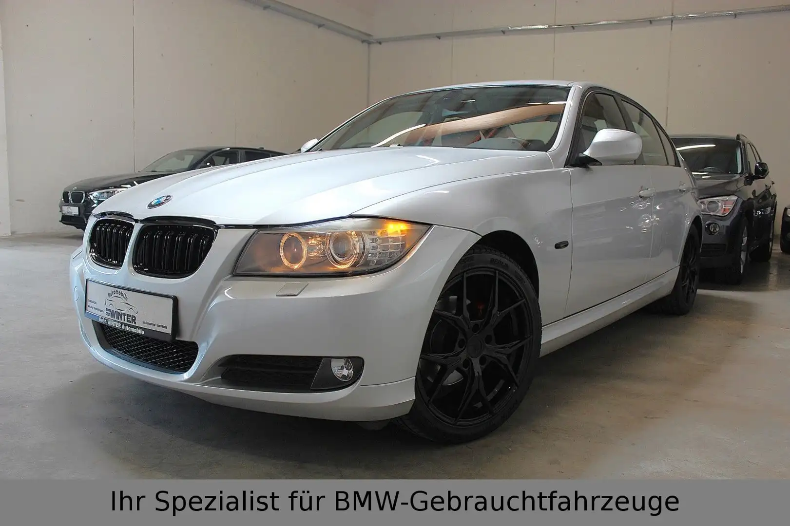 BMW 318 i Facelift*Steuerkette Neu*Xenon*TÜV Neu Argent - 1