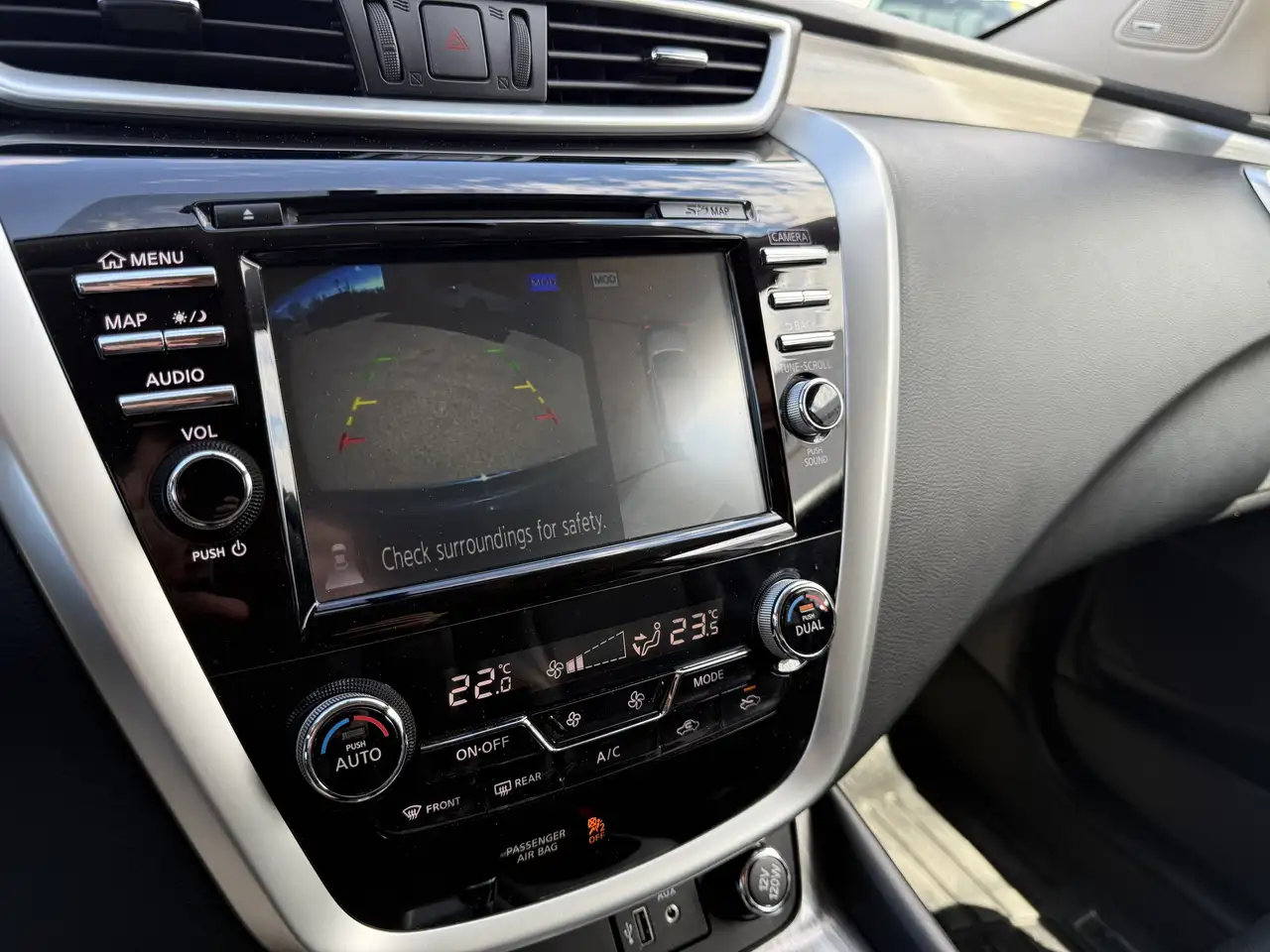 Nissan Murano снимка Nissan Murano