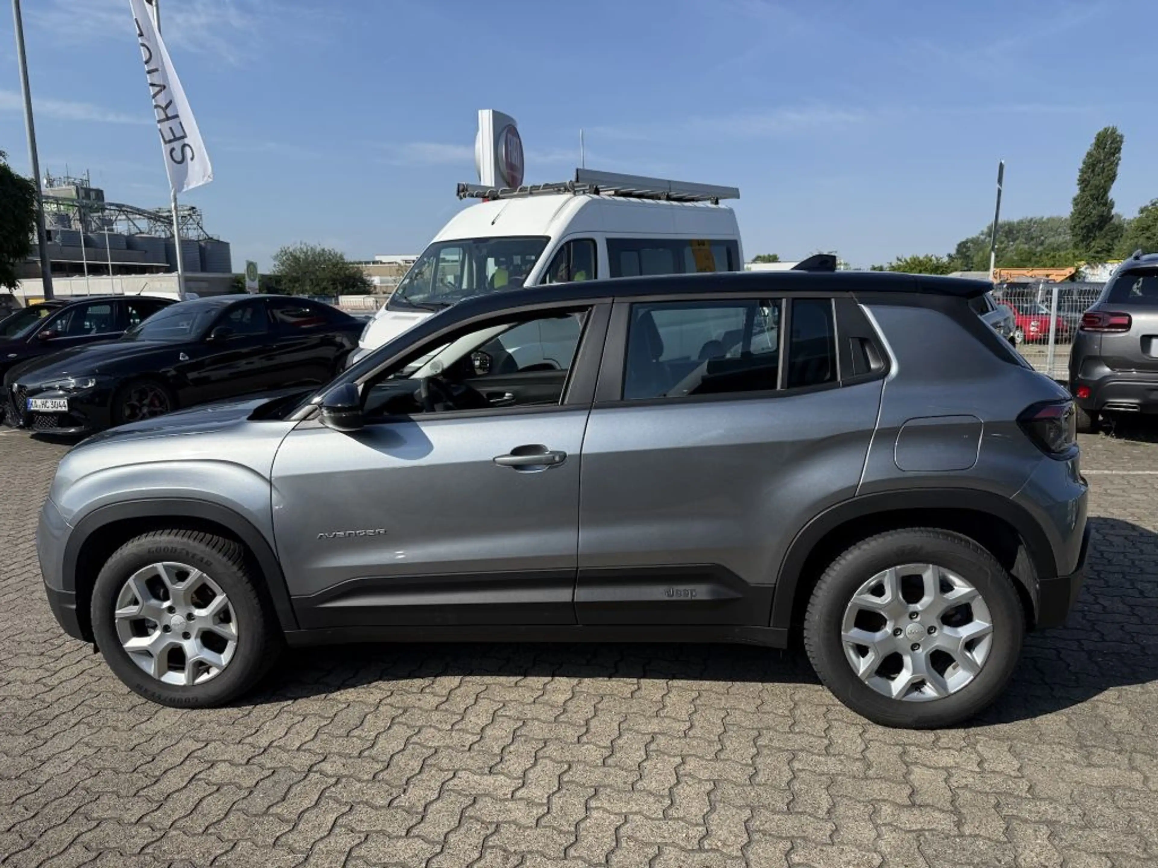 Jeep Avenger 1.2 GSE T3 Turbo-Benzin GDI Altitude — photo 8