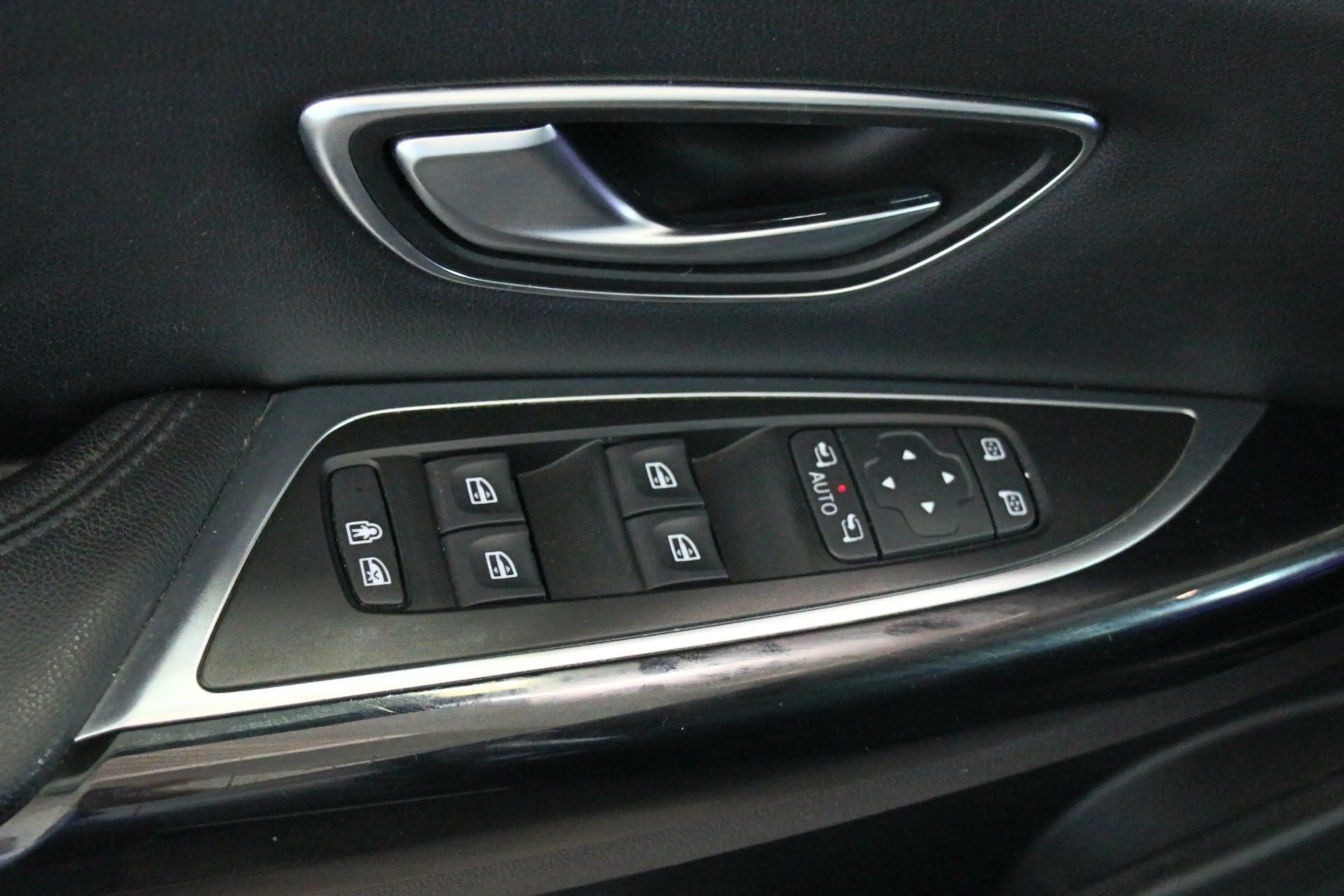 Renault Espace Techno Blue dCi 160 EDC — photo 14