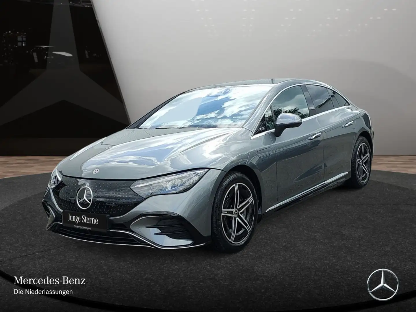 Mercedes-Benz EQE 300 AMG WideScreen Burmester LED AHK Kamera Grau - 2
