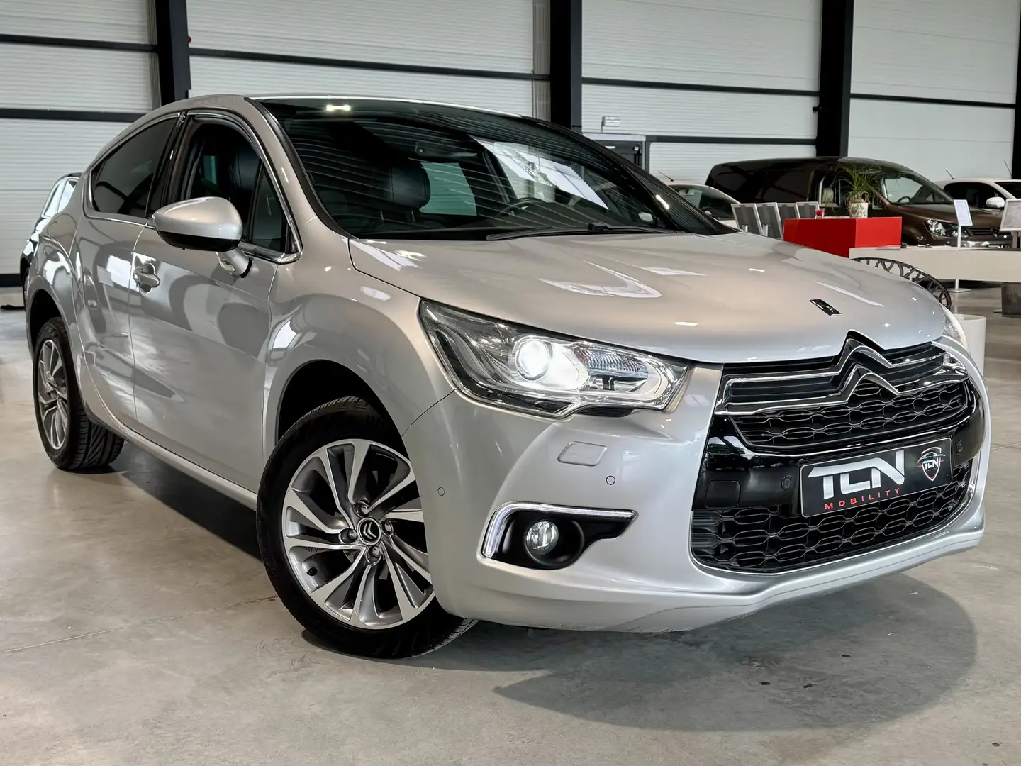 Citroen DS4 ✅ capteur de stationement - navigation - air co Argento - 2