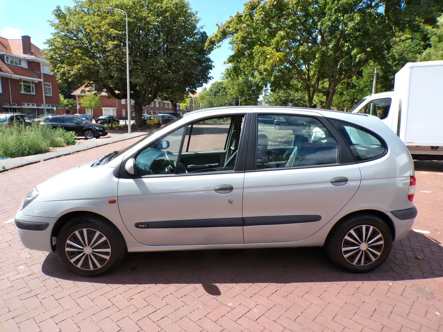 Renault Scenic 1.6-16V RT APK TOT 4-6-2026.... Grijs - 2