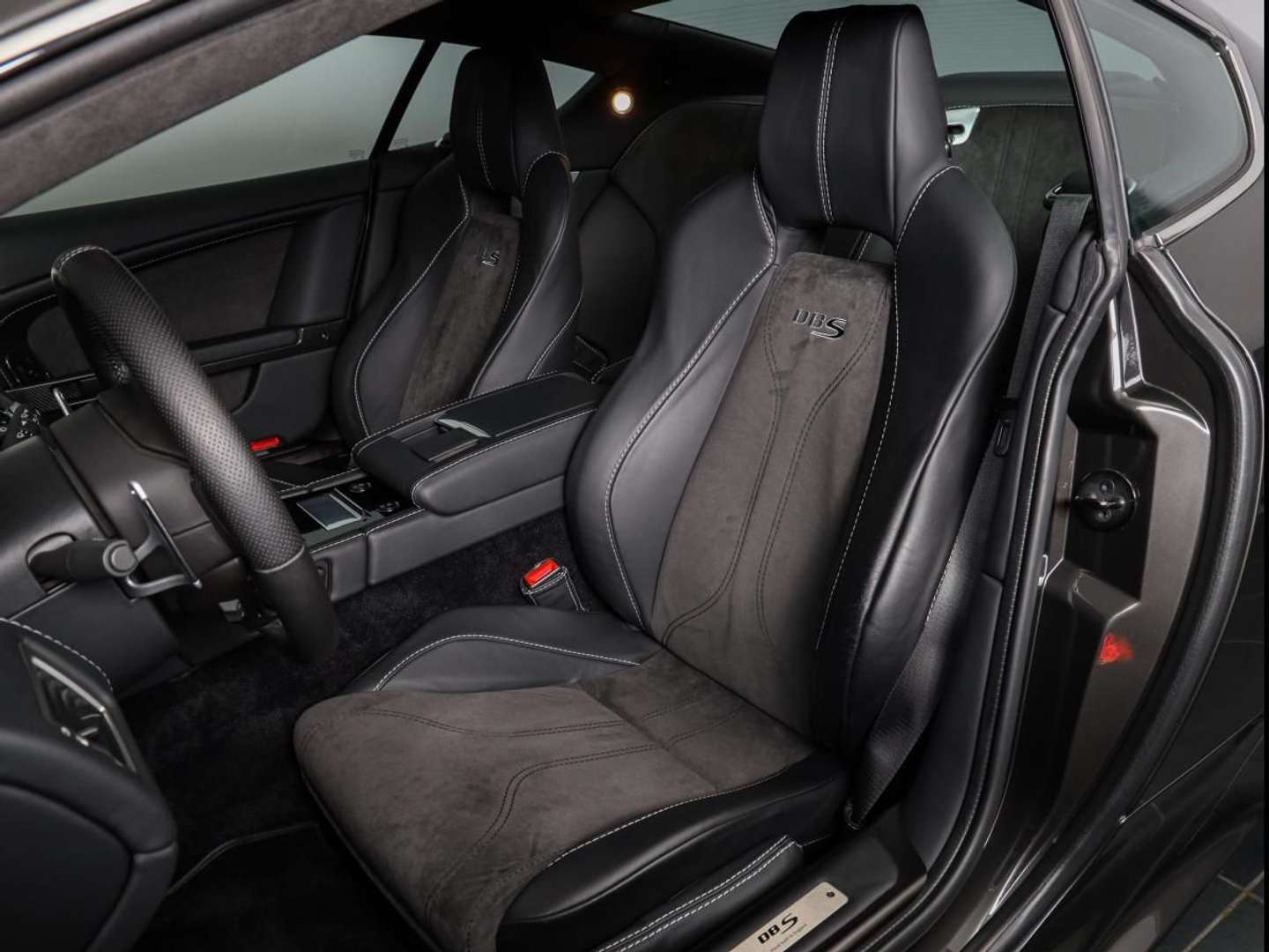 Aston Martin DBS V12 6.0 L ATMO -  - Joinsteer - #4