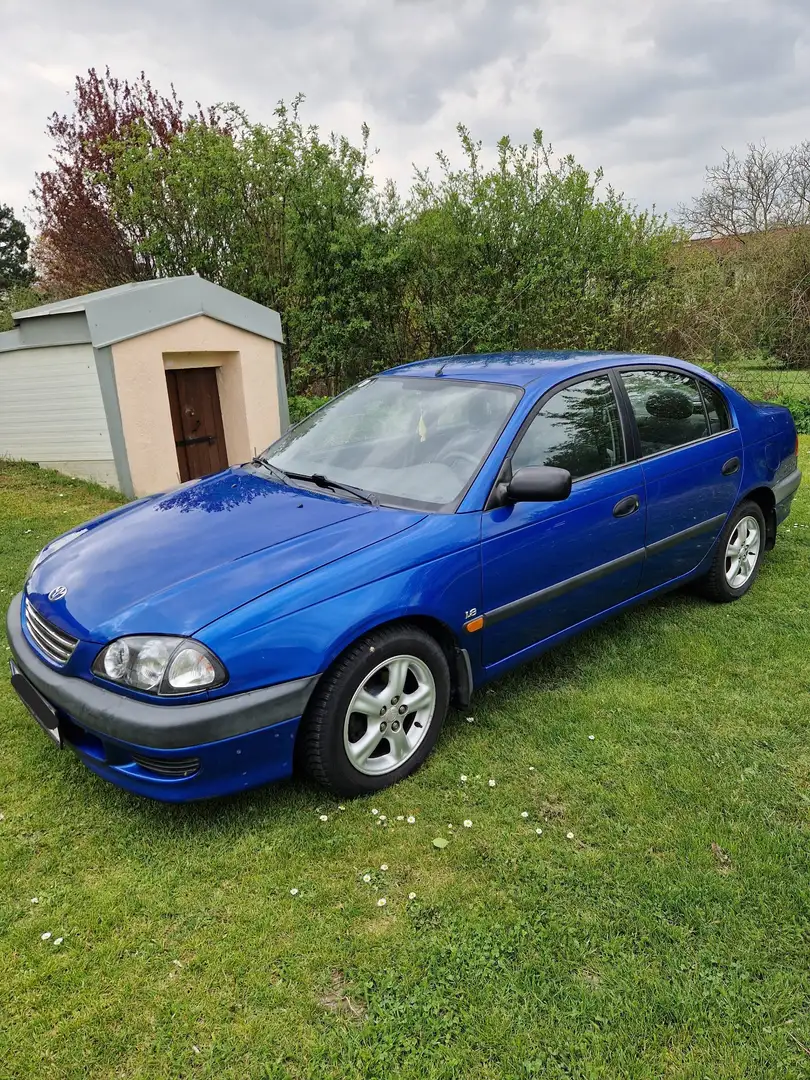 Toyota Avensis 1,8i Linea Terra Cool - 1