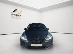 Skoda Superb Combi Style iV PANO VIRTUAL LANE
