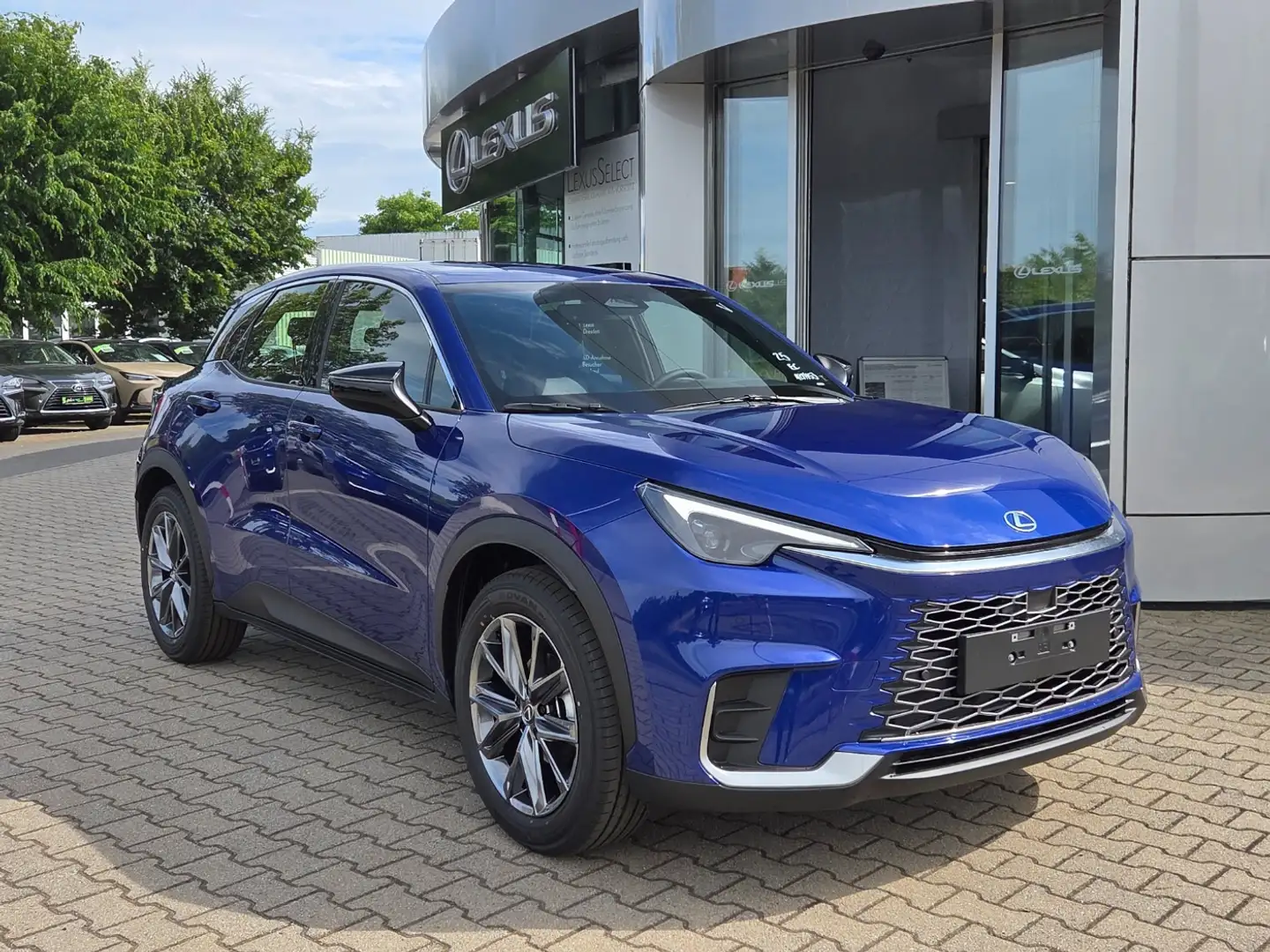 Lexus LBX 1,5 VVT-iE Relax 4X2 Blau - 2